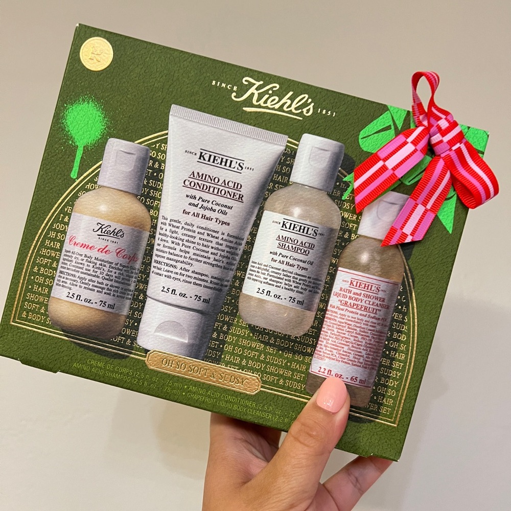 Kiehl's Kids Hair & Bath Trio in Green with Pink Bow